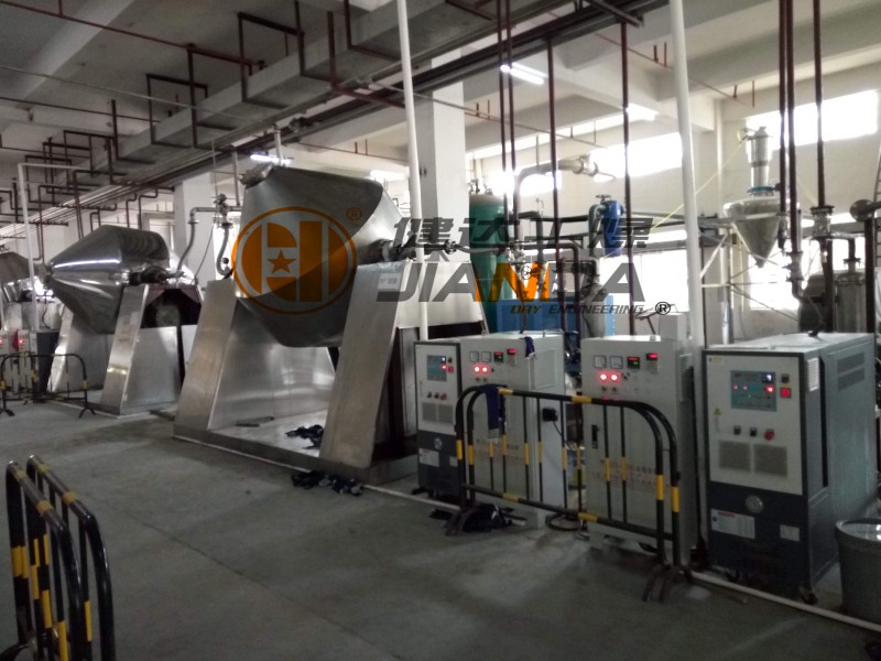 SZG系列雙錐回轉(zhuǎn)真空干燥機(jī)